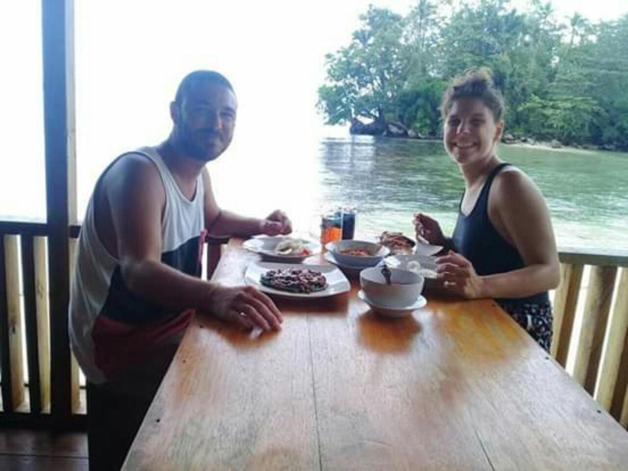 Nusa Nalan Beach Resort Rumah Olat Buitenkant foto